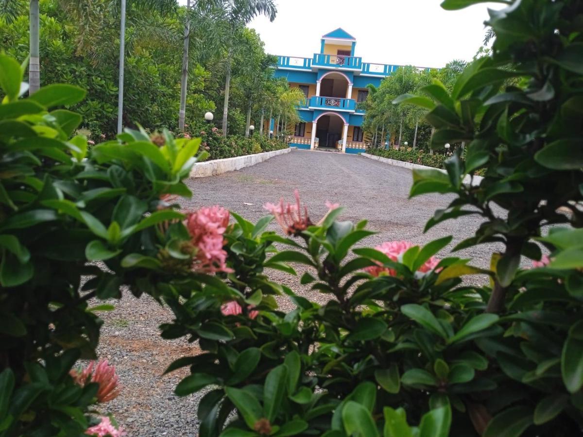 Paradise Forest Resort Pondicherry Exterior foto